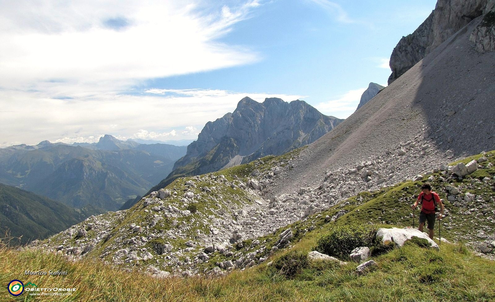 36 Ancora un po' di panorama di Valseriana....JPG